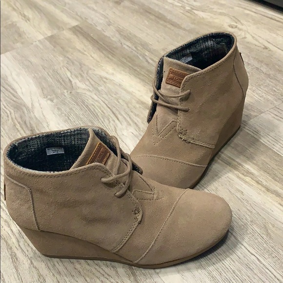 women's lace up wedges